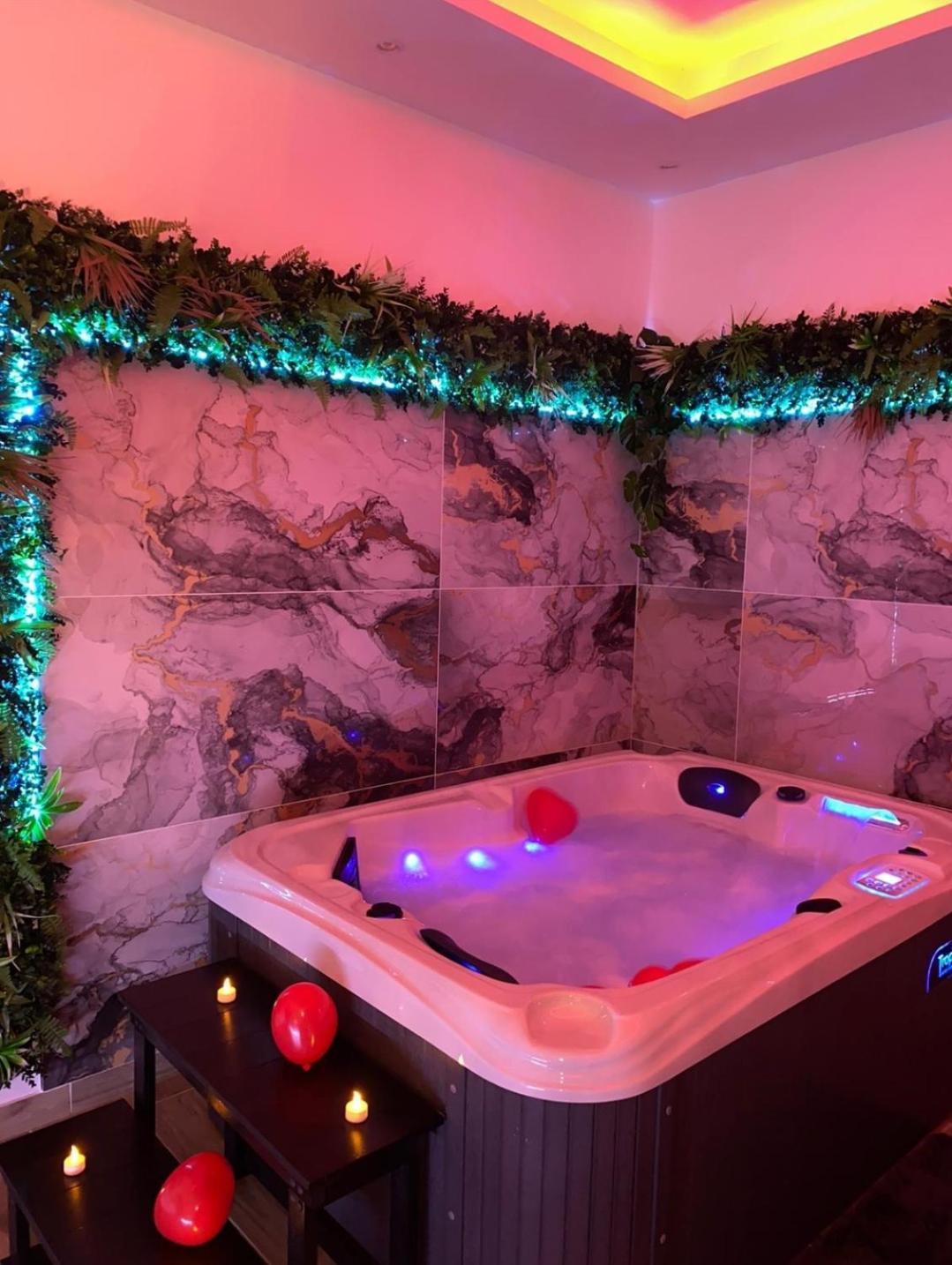 So'Spa Appart' Jacuzzi & Bien-Etre Lingolsheim Extérieur photo